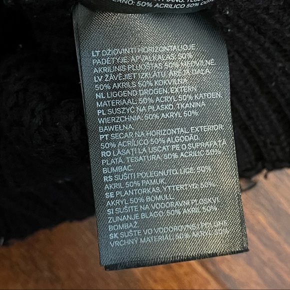 Divided Black Crop Turtleneck Sweater Size XSmall - Picture 7 of 12